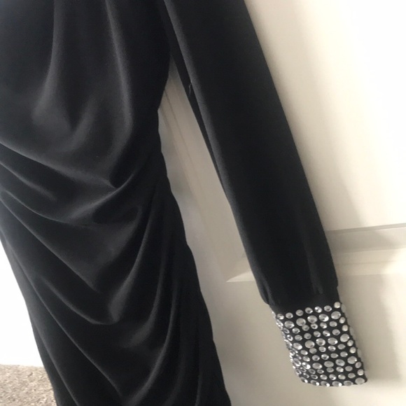 One shoulder fitted dress - Picture 2 of 2